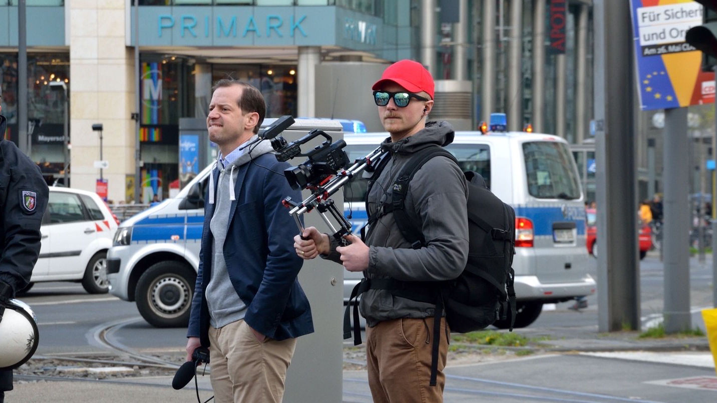 AfD-Politiker Roger Beckamp und „Fritzfeed“-Gründer Christian Schäler 2019 bei einer Veranstaltung in Köln.